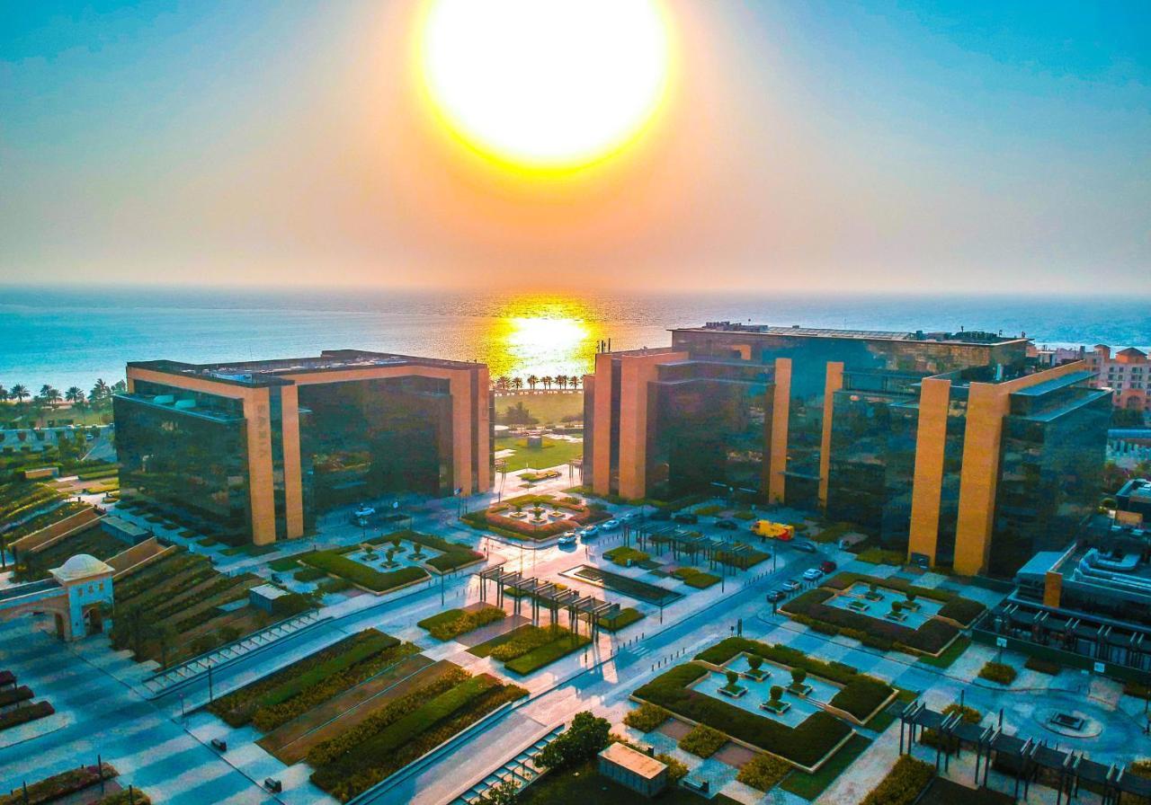 Views Hotel & Residences King Abdullah Economic City Exterior photo